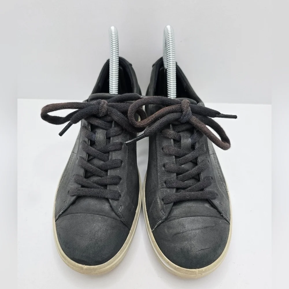 Ecco | Soft 7 black leather sporty tennis prep low-top sneakers | WMS 5